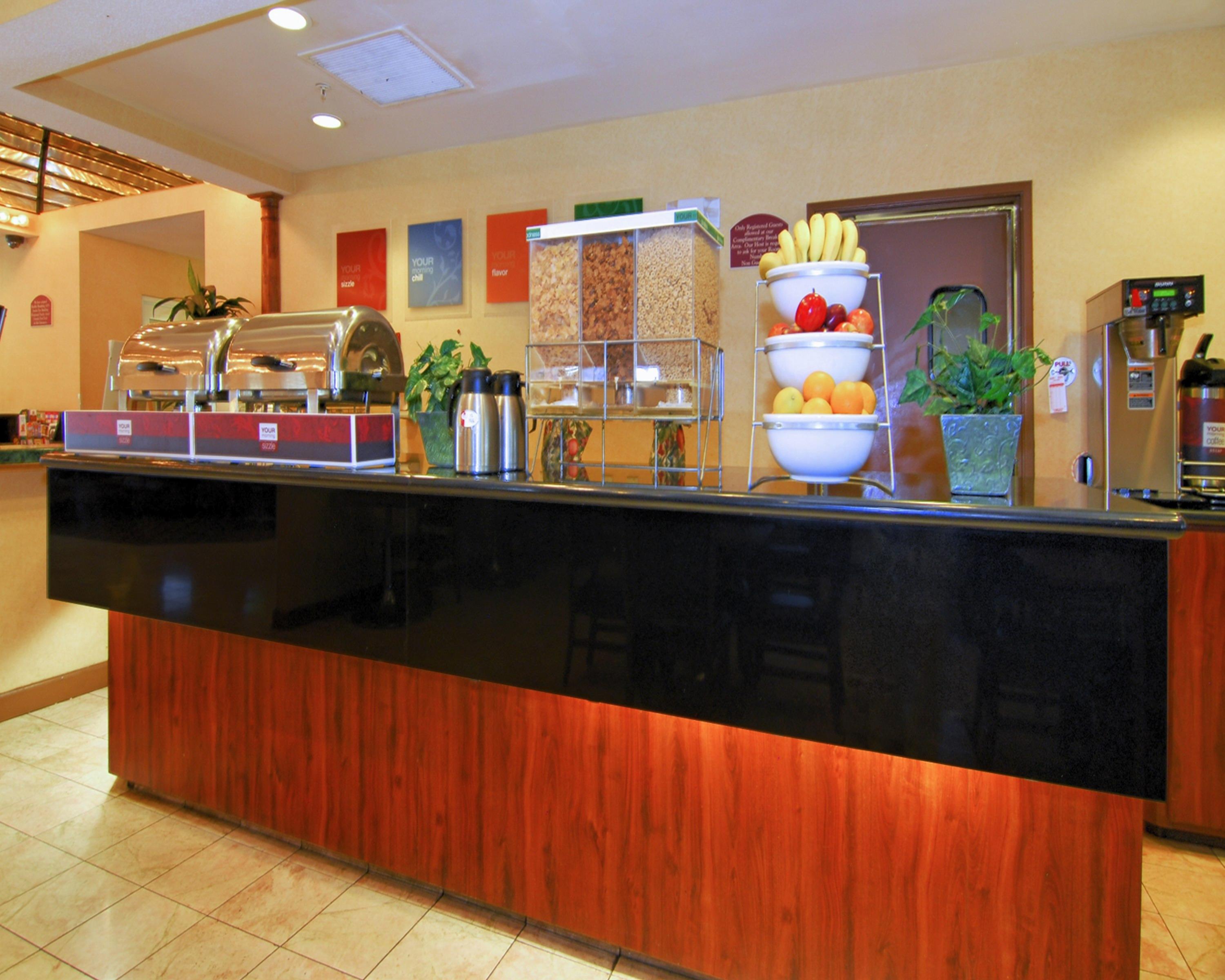 La Quinta Inn & Suites By Wyndham Memphis I-240 Exteriér fotografie