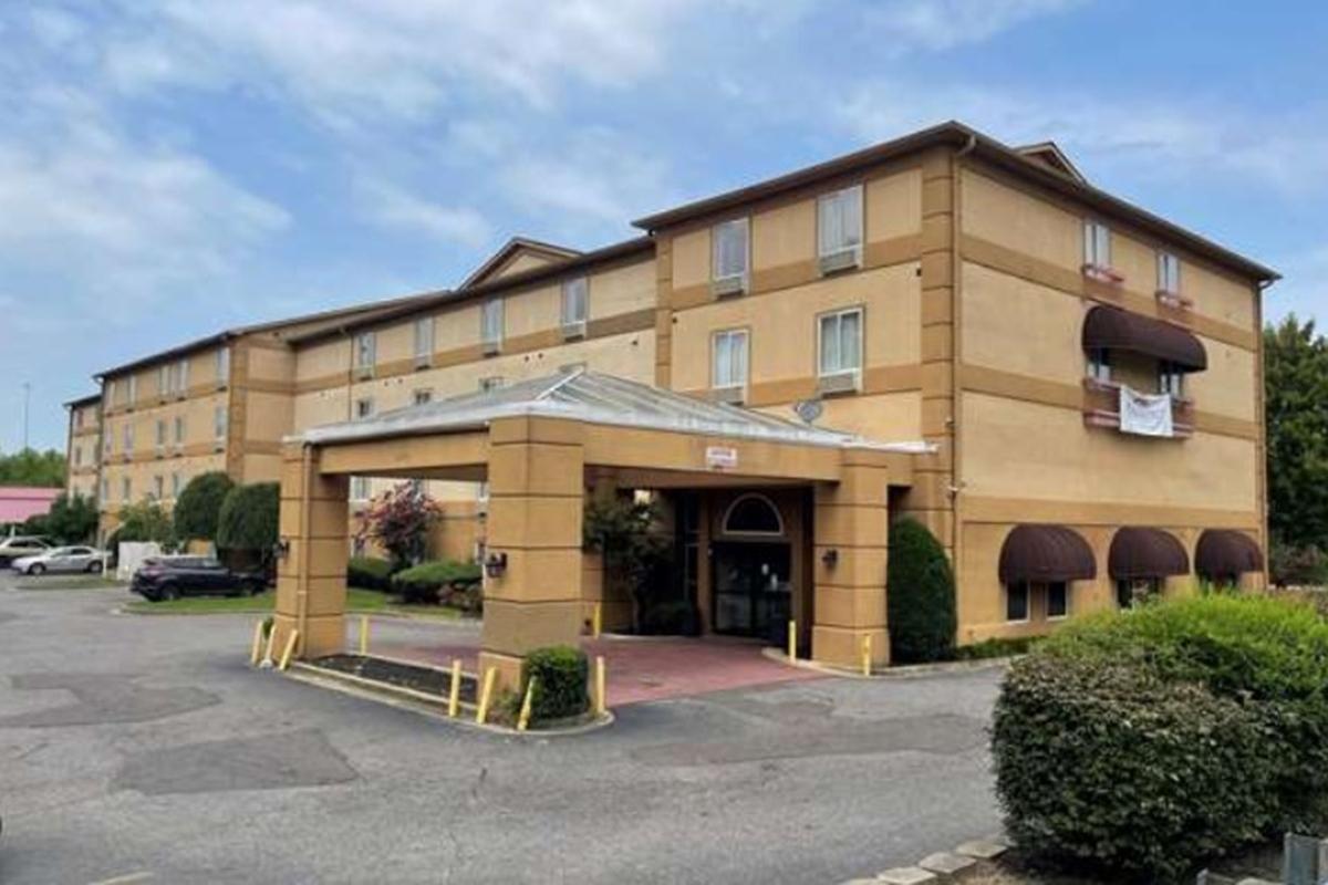 La Quinta Inn & Suites By Wyndham Memphis I-240 Exteriér fotografie