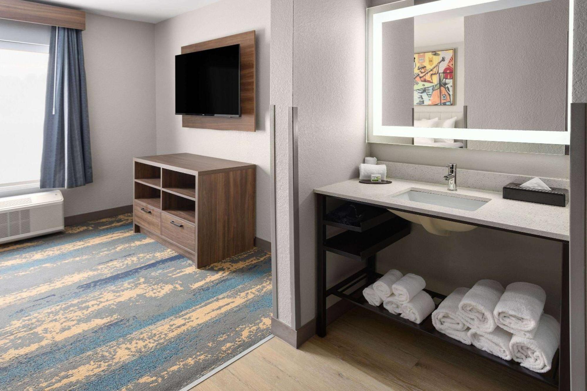La Quinta Inn & Suites By Wyndham Memphis I-240 Exteriér fotografie